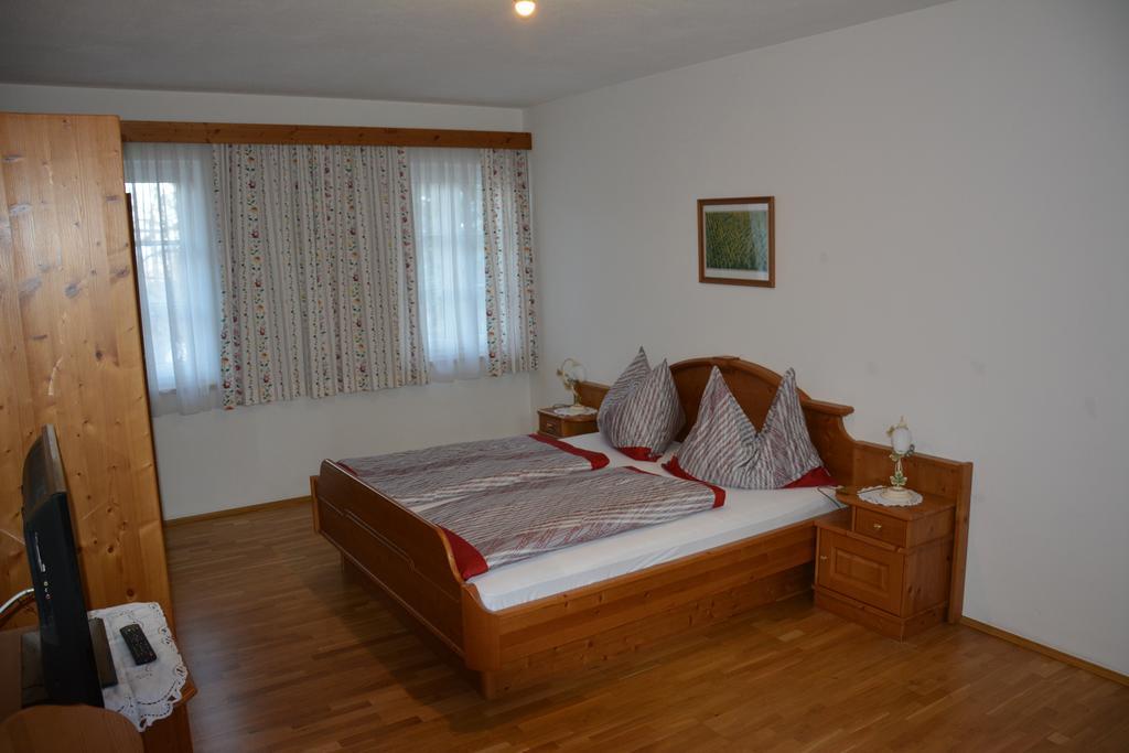 Weingut Seiner Vlg. Kraxner Villa Greisdorf Bagian luar foto