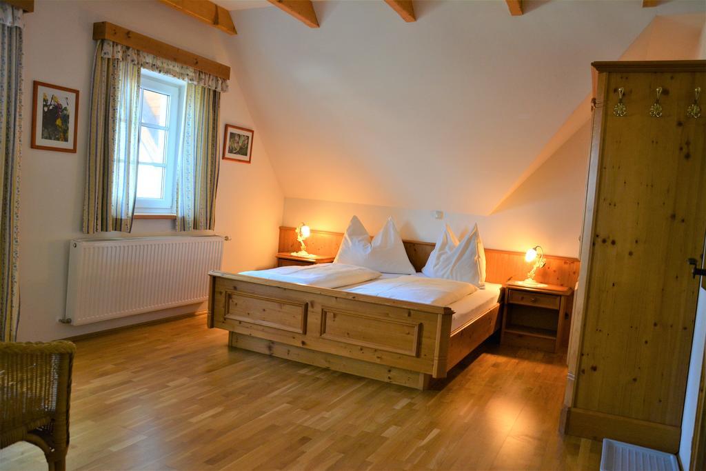 Weingut Seiner Vlg. Kraxner Villa Greisdorf Bagian luar foto